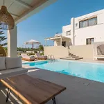 Villa Eva Milos Near The Beach And Adamas