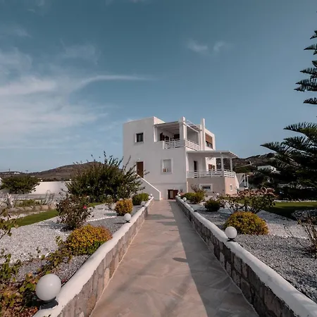 Eva Milos * Adamantas (Milos)