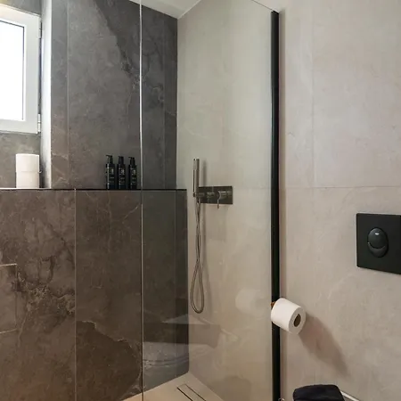 Eva By Milos Concierge * Adámas